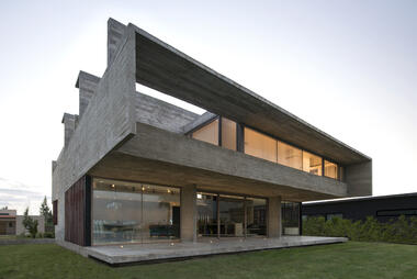 Casa 10 / Luciano Kruk