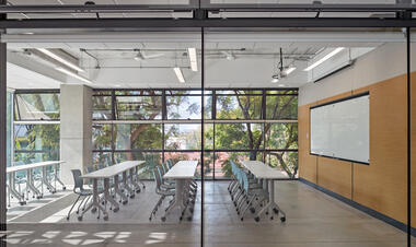 画廊 瓜达拉哈拉美国学校基金会 / Flansburgh Architects  - 21
