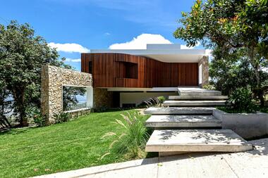 Fog House / Jirau Arquitetura