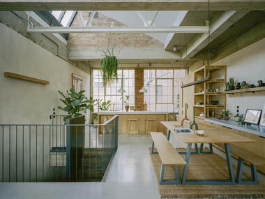 Earthrise Studio / Studio McW