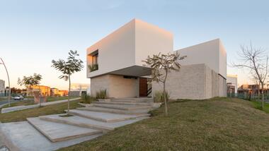Casa Castaños / Barrionuevo Villanueva Arquitectos