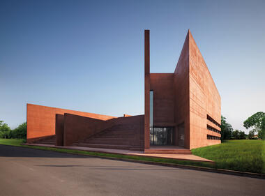 Biblioteca pública y auditorio Curno / Archea Associati
