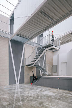 Galería de Almacén y oficinas Amaya / RuizEsquíroz  - 5