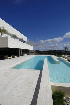 Vivienda en Pozuelo Alarcón / A-cero
