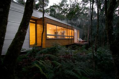 Galería de Casa en São Francisco de Paula / Studio Paralelo  - 9