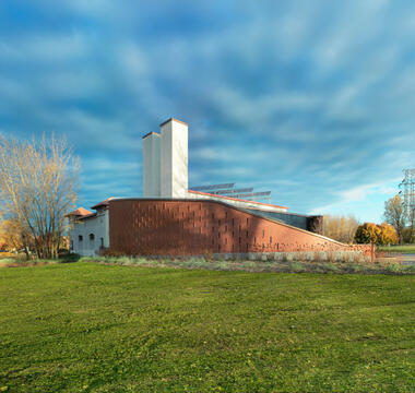 Edificio de la Depuradora LaSalle / Affleck de la Riva architects