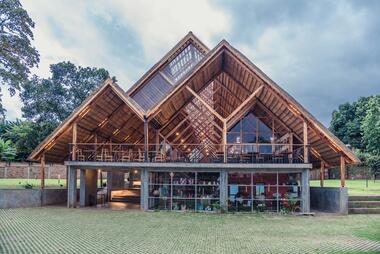 Restaurante japonés Yamasen / TERRAIN architects