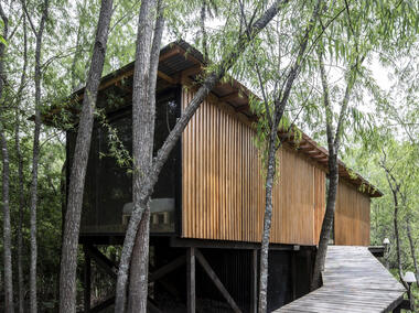 Casa en Delta Buenos Aires / Matías Cosenza Arquitecto