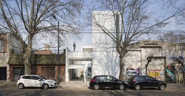 Casa Castillo / MONOBLOCK