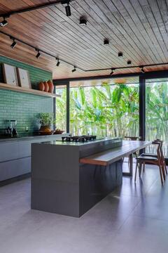 Gallery of 15 Open Kitchens That Connect the Inside With the Outside  - 5