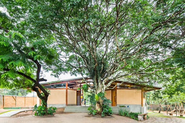Escuela Waldorf Ecoara / Shieh Arquitetos Associados