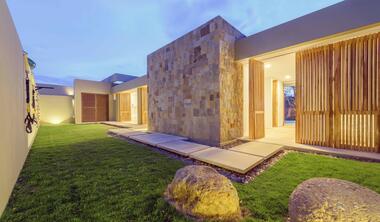 Gallery of Interior Courtyards in Colombian Houses: 15 Examples of Floor Plans  - 25