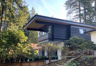 Gallery of The Bridge House / Vallely Architecture  - 3