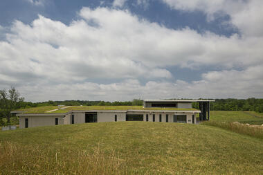 Battelle Darby Creek Metro Park Nature Center / DesignGroup
