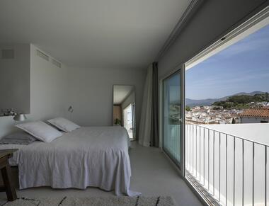 Gallery of Julia and Calum House / DTR Studio  - 4