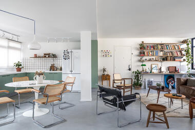 Gallery of Before and After: 10 Refurbishments in Brazilian Apartments  - 23