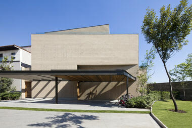 Casa Tierra / Serrano Monjaraz Arquitectos