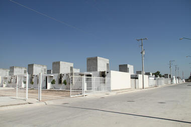 Casas Útiles / eSTUDIO vS