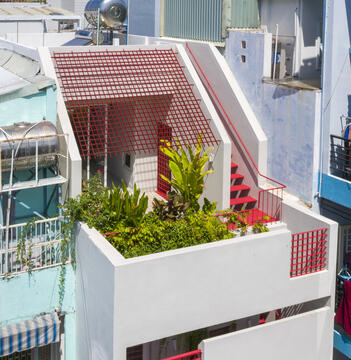 Gallery of Architecture and Color: Explore 15 Projects that Feature Exterior Red Staircases  - 3