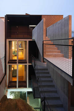 Apartamentos Oh!Porto / Nuno de Melo e Sousa + Hugo Ferreira Arquitectos