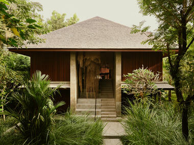 隐入丛林，Lost Lindenberg 民宿 / Alexis Dornier + Studio Jencquel