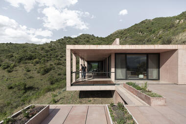 Aesthetics: The Different Uses of Color in Latin American Houses