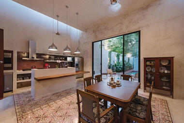 Galería de Diseño de interiores: 34 cocinas en México que exploran las distintas distribuciones espaciales  - 11
