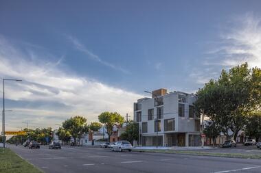 Edificio P 4402 / Arqtipo