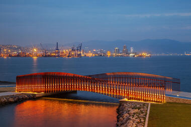 Puente peatonal costero de Bayraklı / Notarchitects + Notmimarlik