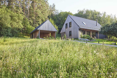 Forest House / Inblum Architects