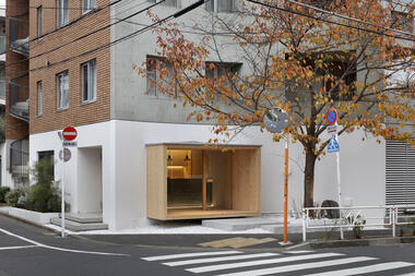 Dolce Tacubo Patisserie / Tadokoro Architects