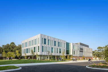 Edificio de Innovación en Biociencias de la Universidad Purdue Northwest / CannonDesign	