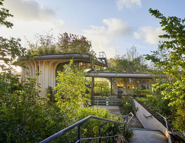 Gallery of Good Architecture is Considerate  - 1