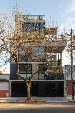 Edificio RH+ / RBK arquitectura