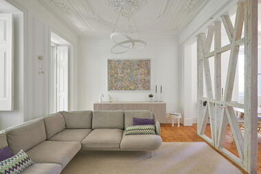 D. Carlos I Apartment / CFarquitetos