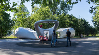 Beatrix Park Playground / Carve 