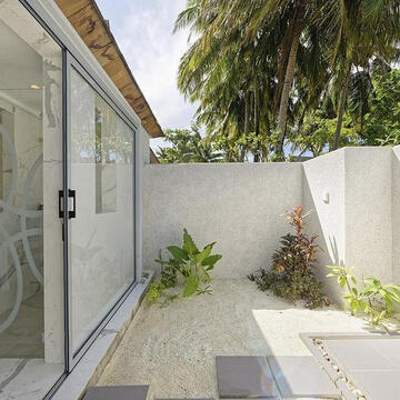 Gallery of Porcelain Stoneware in Island Resort - Maldives - 4