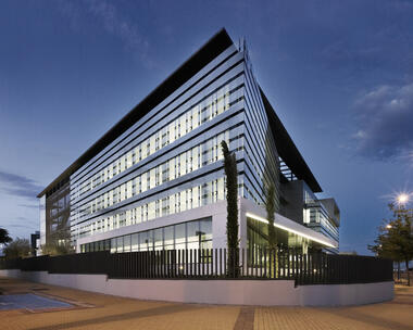 Edificio Bitácora  / Touza Arquitectos