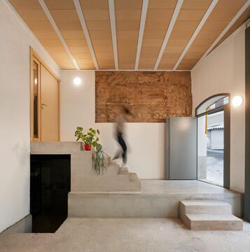 Gelida Refurbishment / annapratsjoanvalls + Bruguers Gallego