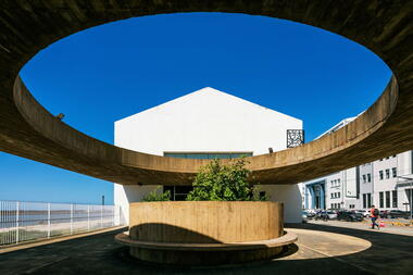 Galeria de Diálogos entre arquitetura e contexto: conhecendo a obra do Brasil Arquitetura  - 13
