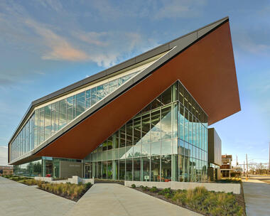 派恩布拉夫总图书馆 / Polk Stanley Wilcox Architects