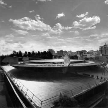 Galería de Clásicos de Arquitectura: Gimnasio del Club Atlético Paulistano / Paulo Mendes da Rocha e João De Gennaro  - 6