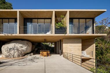 Casa piedra / Taller Gabriela Carrillo