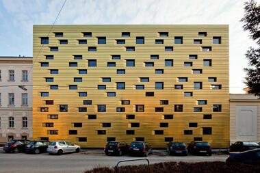 Courthouse and Public Square / Christian Kronaus + KNOWSPACE