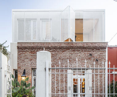 Hormiga House / Estudio PK