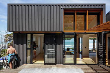 Casa Cobertizo offSET  / Irving Smith Jack Architects