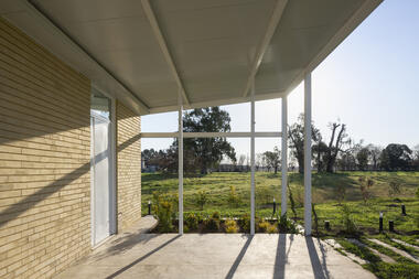 Galería de Casa E15, Club de Campo Las Hojas  / Centro Cero  - 10