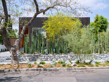 Casa centrada / aanda + HYCArch