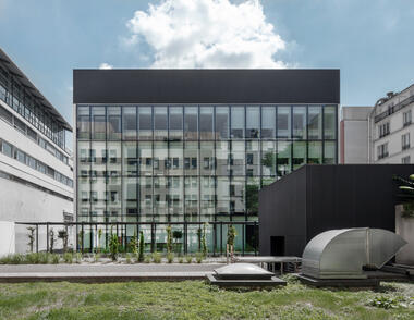 Omics Research Center / jaq