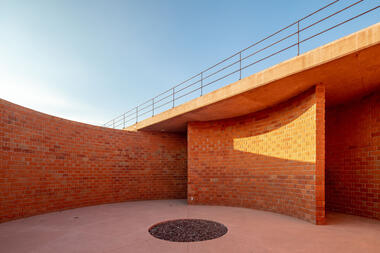 Pyrotechnics Museum / Taller de Arquitectura Miguel Montor